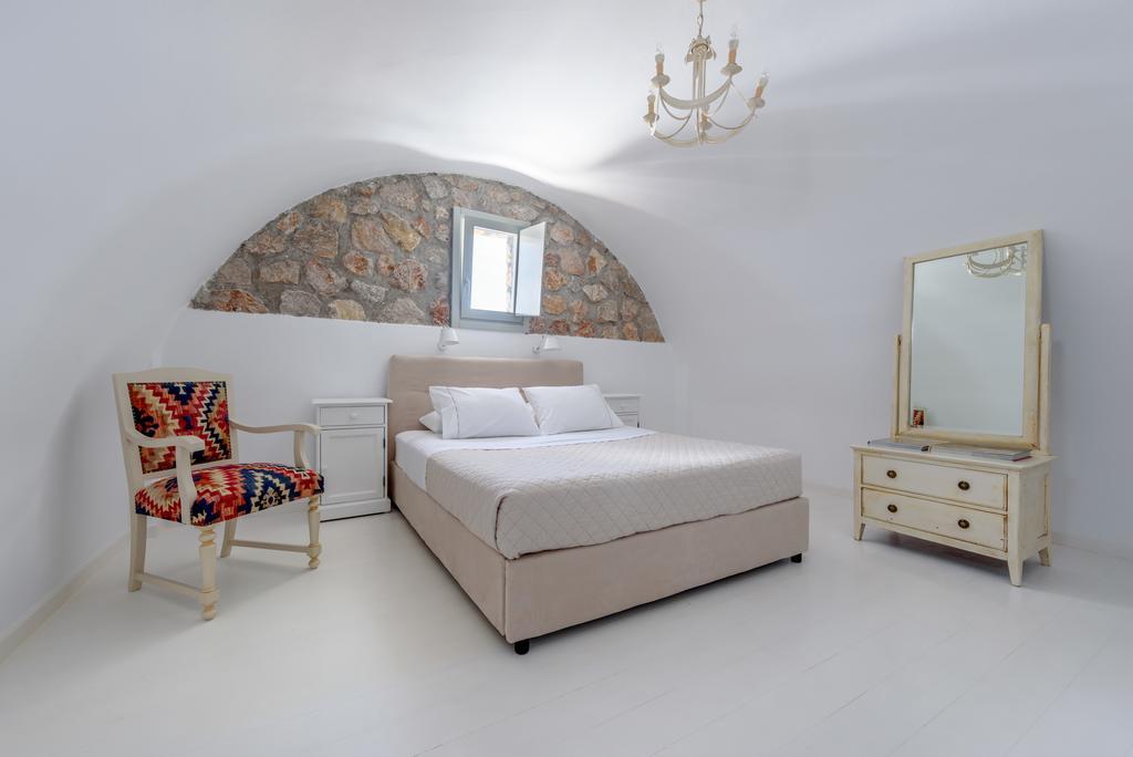 Red Cliff Villa 2Bedroom Villa With Caldera View And Plunge Pool Akrotiri  Ngoại thất bức ảnh